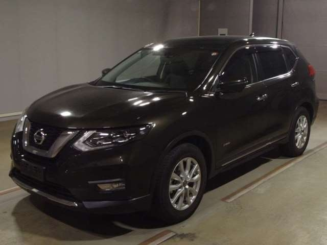 Import and buy NISSAN X-TRAIL 2018 from Japan to Nairobi, Kenya