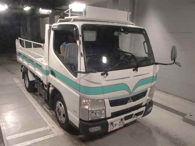 Import and buy MITSUBISHI CANTER 2019 from Japan to Nairobi, Kenya