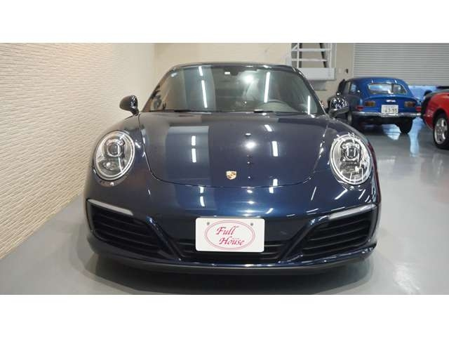 Import and buy PORSCHE 911 2018 from Japan to Nairobi, Kenya