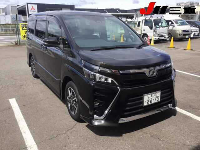 Import and buy TOYOTA VOXY 2017 from Japan to Nairobi, Kenya