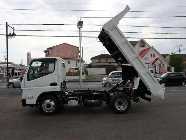 Import and buy MITSUBISHI CANTER 2023 from Japan to Nairobi, Kenya