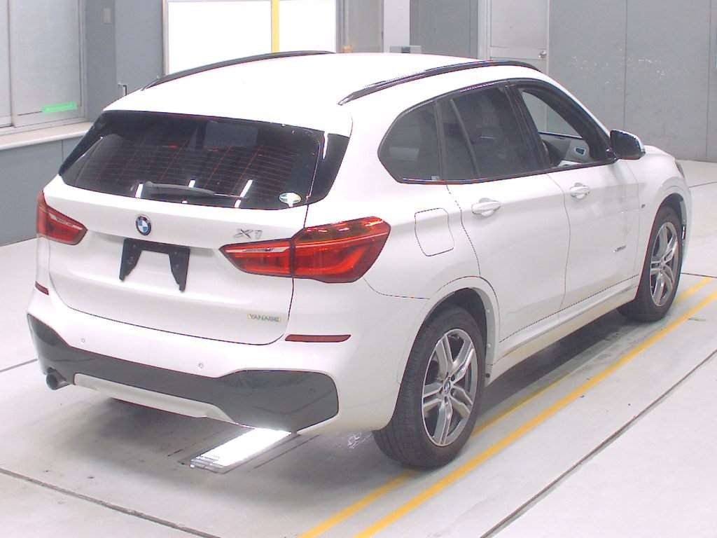 Import and buy BMW X1 2018 from Japan to Nairobi, Kenya