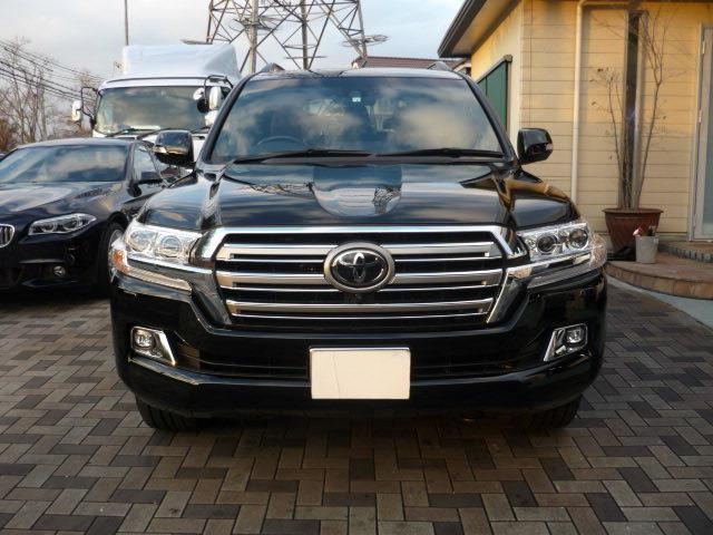 Import and buy TOYOTA LAND CRUISER 2018 from Japan to Nairobi, Kenya