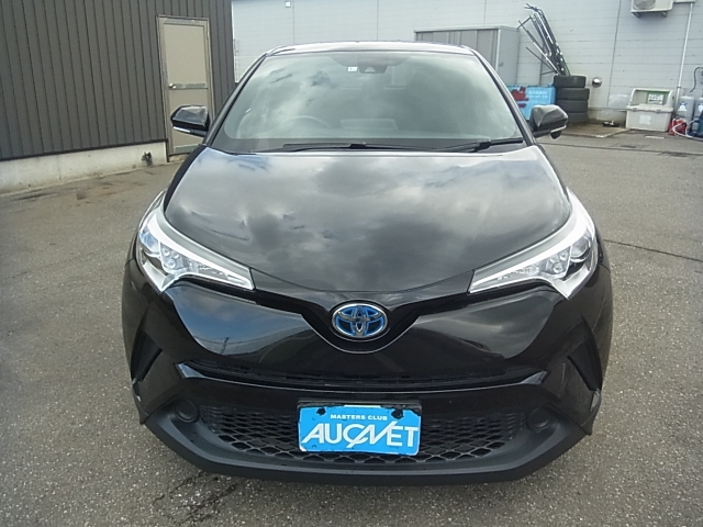 Import and buy TOYOTA C-HR 2017 from Japan to Nairobi, Kenya