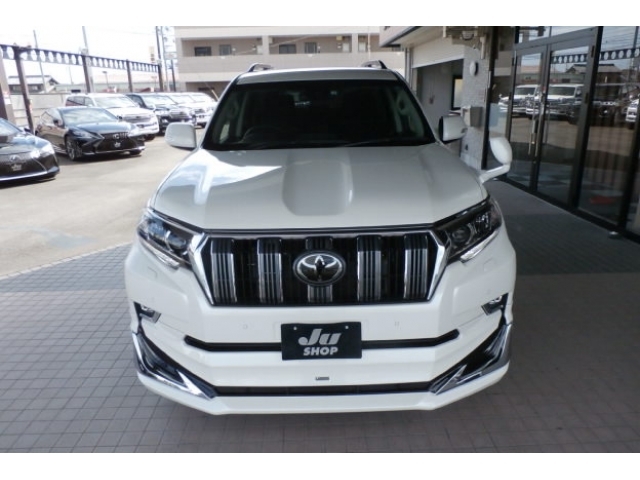 Import and buy TOYOTA LAND CRUISER PRADO 2017 from Japan to Nairobi, Kenya