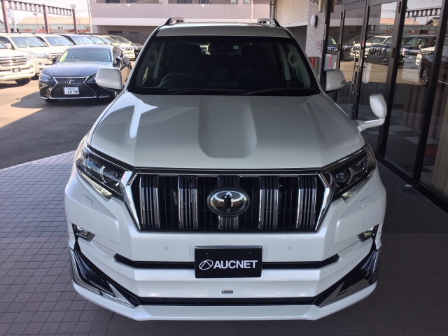 Import and buy TOYOTA LAND CRUISER PRADO 2018 from Japan to Nairobi, Kenya