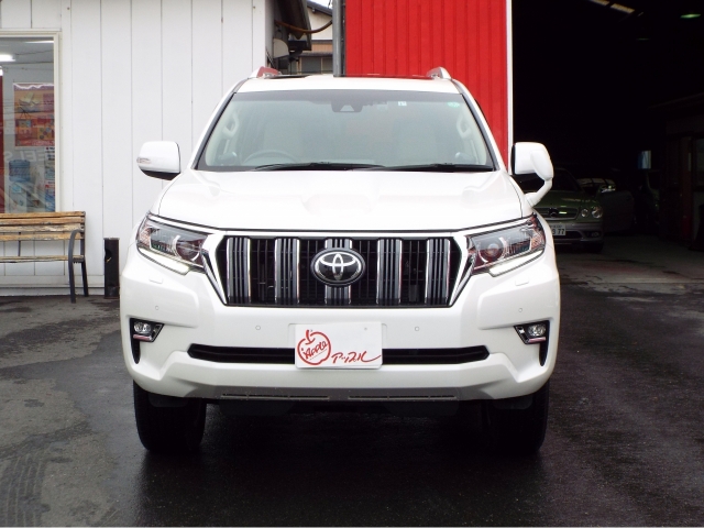 Import and buy TOYOTA LAND CRUISER PRADO 2019 from Japan to Nairobi, Kenya