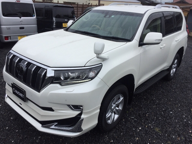 Import and buy TOYOTA LAND CRUISER PRADO 2017 from Japan to Nairobi, Kenya