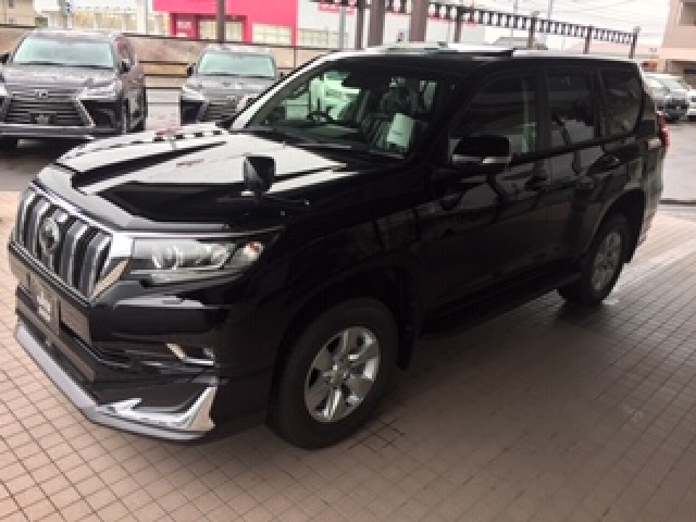 Import and buy TOYOTA LAND CRUISER PRADO 2020 from Japan to Nairobi, Kenya