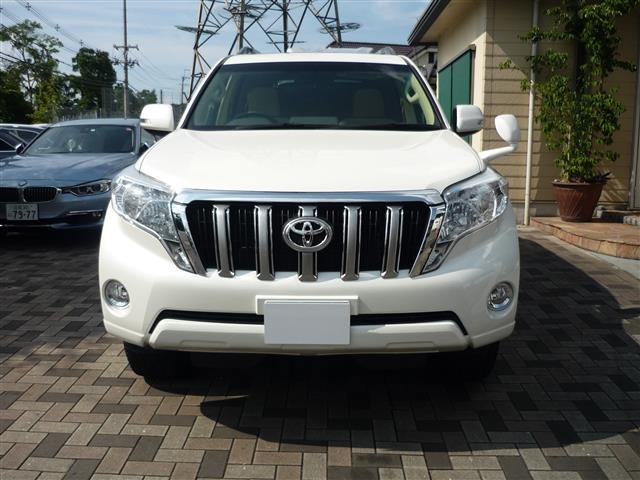 Import and buy TOYOTA LAND CRUISER PRADO 2017 from Japan to Nairobi, Kenya