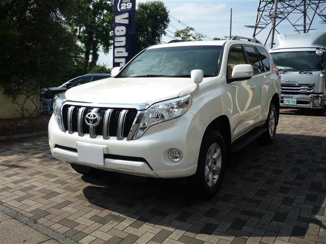 Import and buy TOYOTA LAND CRUISER PRADO 2017 from Japan to Nairobi, Kenya