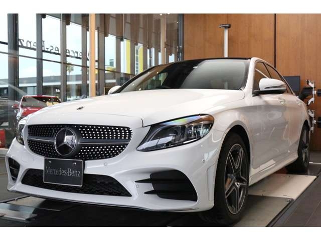 Import and buy MERCEDES BENZ C CLASS 2019 from Japan to Nairobi, Kenya