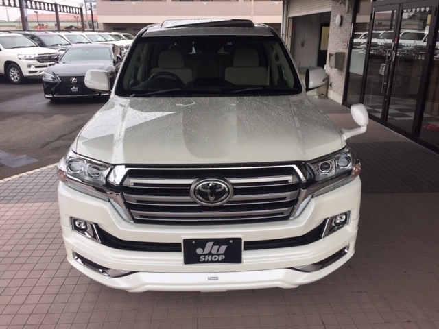 Import and buy TOYOTA LAND CRUISER 2017 from Japan to Nairobi, Kenya