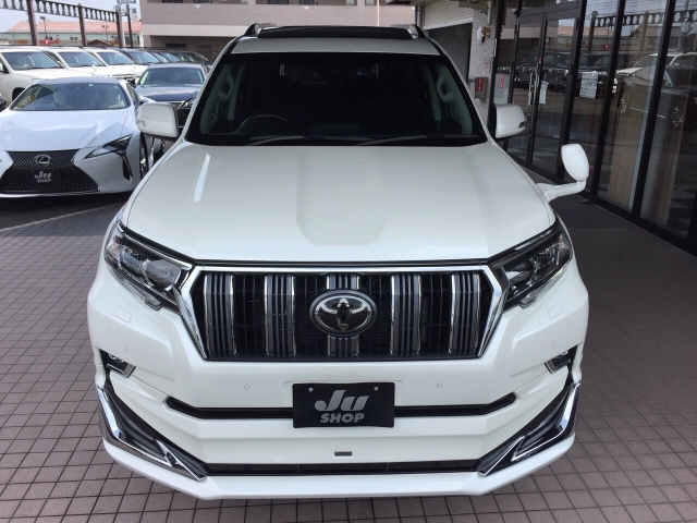 Import and buy TOYOTA LAND CRUISER PRADO 2017 from Japan to Nairobi, Kenya