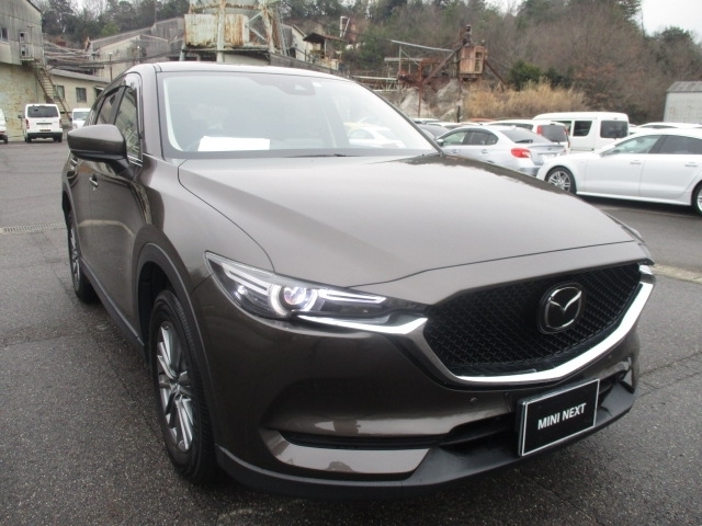 Import and buy MAZDA CX-5 2017 from Japan to Nairobi, Kenya