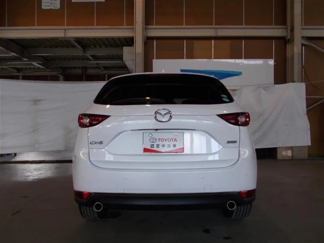 Import and buy MAZDA CX-5 2017 from Japan to Nairobi, Kenya