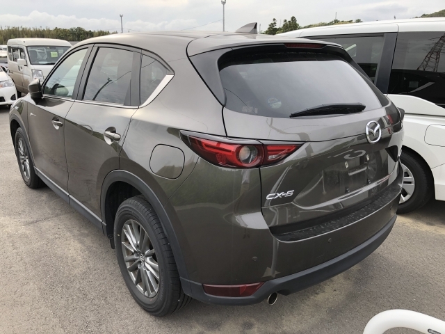 Import and buy MAZDA CX-5 2018 from Japan to Nairobi, Kenya