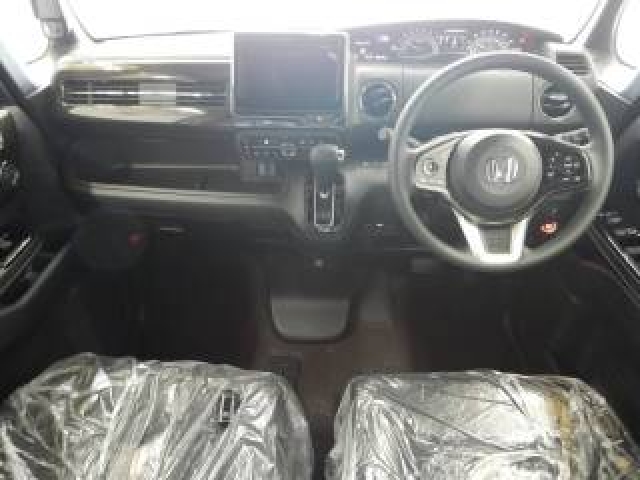 Import and buy HONDA N BOX 2018 from Japan to Nairobi, Kenya