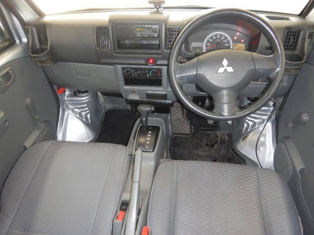 Download Kenya Mitsubishi Minicab Van Vehicles Importer Catalog Buy Import Mitsubishi Minicab Van Vehicles To Nairobi Kenya Direct From Japan Auction PSD Mockup Templates