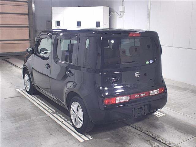 Import and buy NISSAN CUBE 2019 from Japan to Nairobi, Kenya