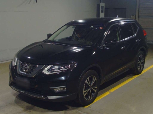 Import and buy NISSAN X-TRAIL 2017 from Japan to Nairobi, Kenya