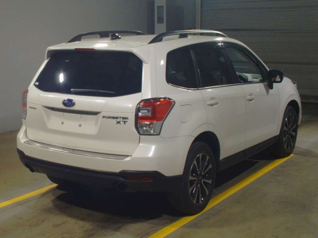 Import and buy SUBARU FORESTER 2018 from Japan to Nairobi, Kenya