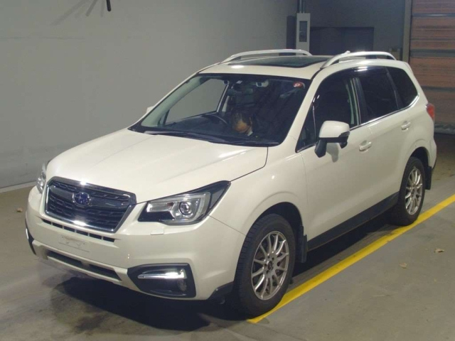 Import and buy SUBARU FORESTER 2017 from Japan to Nairobi, Kenya