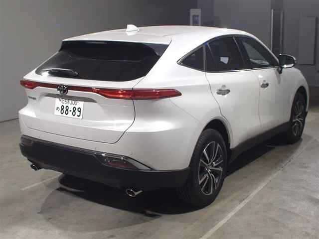 Import and buy TOYOTA HARRIER 2023 from Japan to Nairobi, Kenya