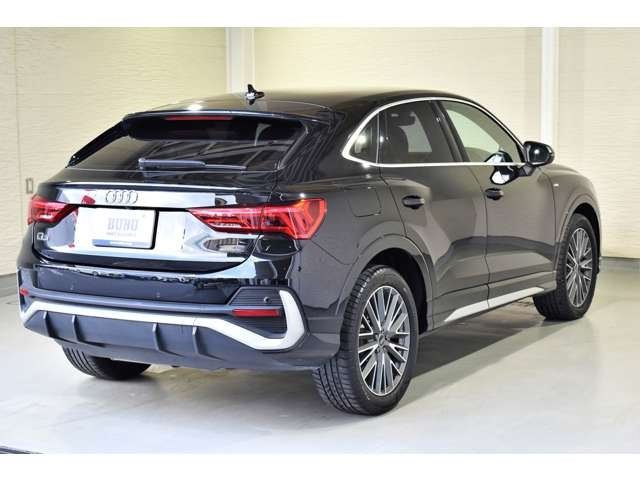 Import and buy AUDI Q3 2021 from Japan to Nairobi, Kenya