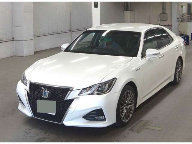 Import and buy TOYOTA CROWN 2017 from Japan to Nairobi, Kenya