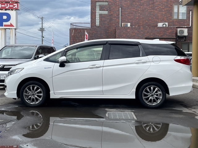 Import and buy HONDA SHUTTLE 2017 from Japan to Nairobi, Kenya