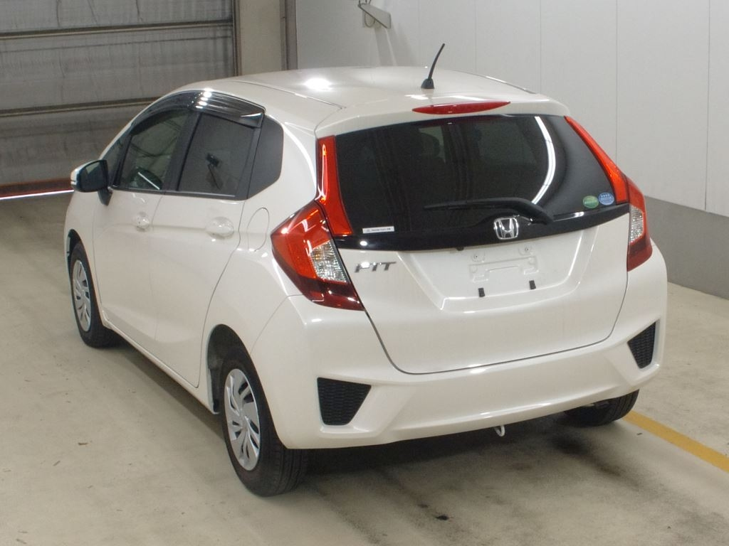 Import and buy HONDA FIT 2017 from Japan to Nairobi, Kenya