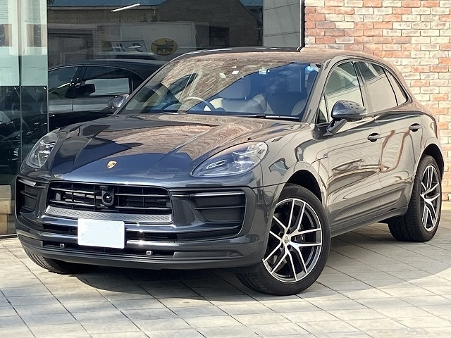 Import and buy PORSCHE MACAN 2021 from Japan to Nairobi, Kenya