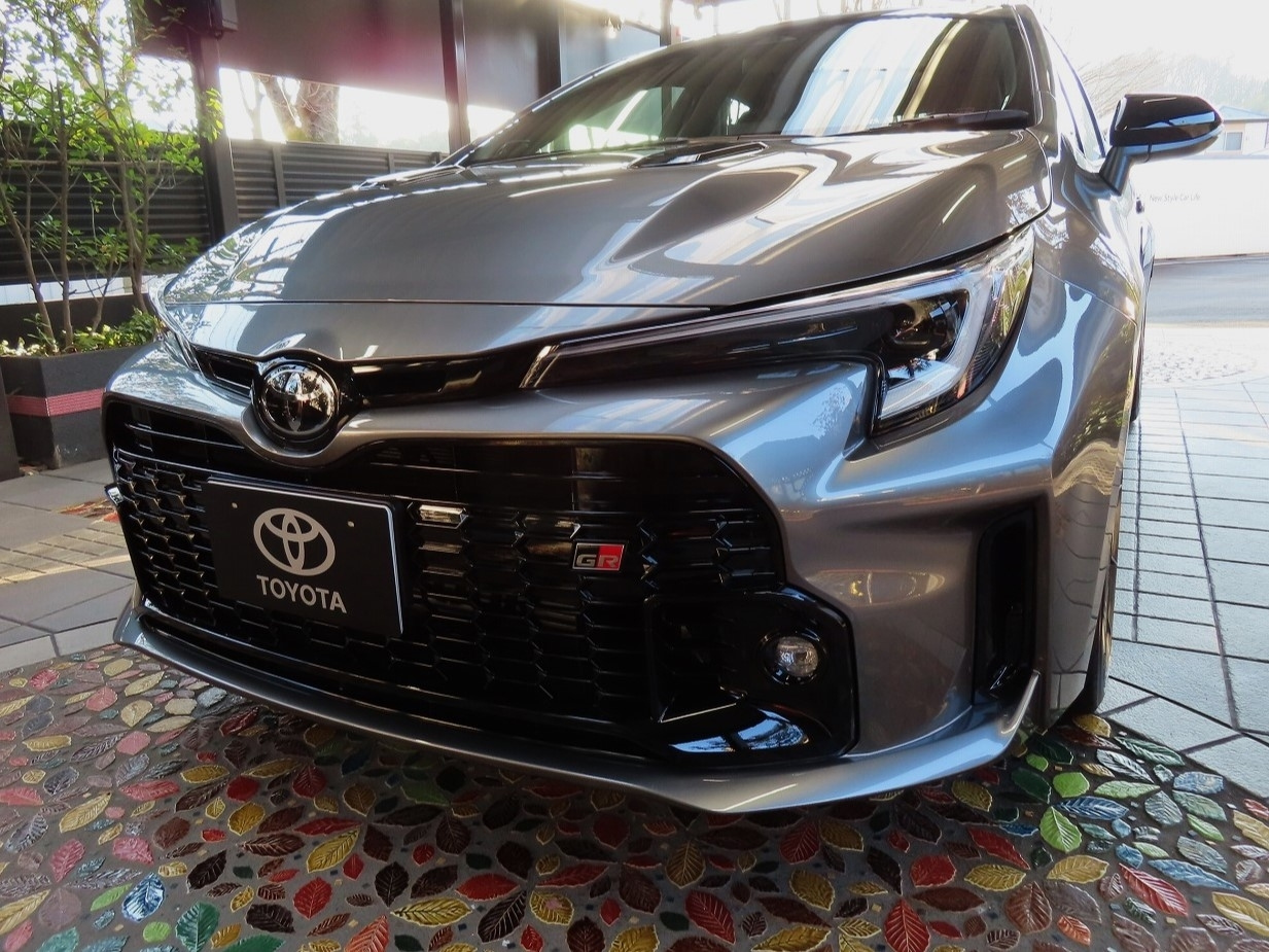 Import and buy TOYOTA GR COROLLA 2023 from Japan to Nairobi, Kenya