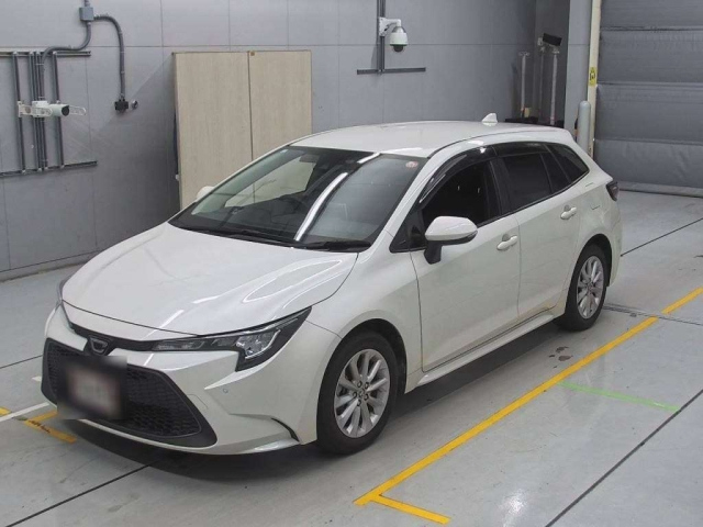 Import and buy TOYOTA COROLLA TOURING 2020 from Japan to Nairobi, Kenya