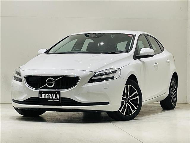 Import and buy VOLVO V40 2019 from Japan to Nairobi, Kenya