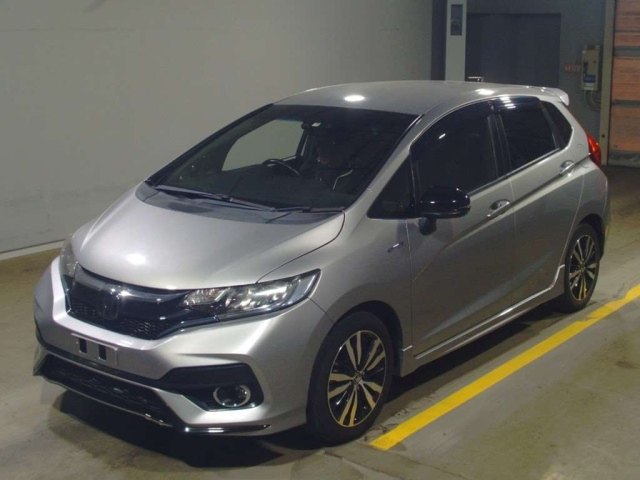 Import and buy HONDA FIT 2017 from Japan to Nairobi, Kenya