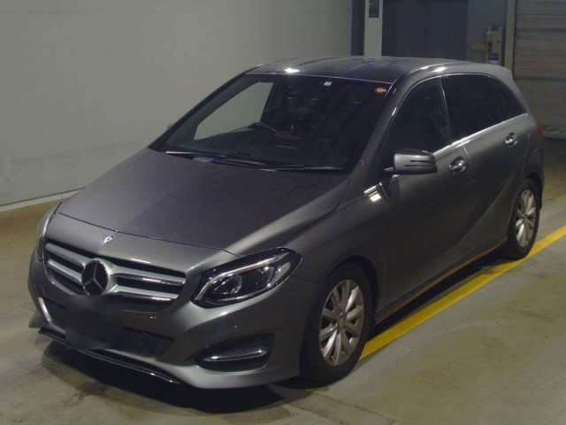 Import and buy MERCEDES BENZ B CLASS 2017 from Japan to Nairobi, Kenya