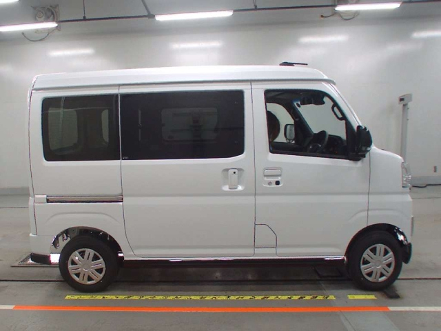 Import and buy DAIHATSU ATRAI VAN 2024 from Japan to Nairobi, Kenya