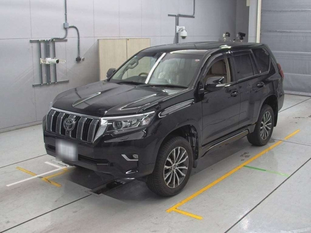 Import and buy TOYOTA LAND CRUISER PRADO 2018 from Japan to Nairobi, Kenya