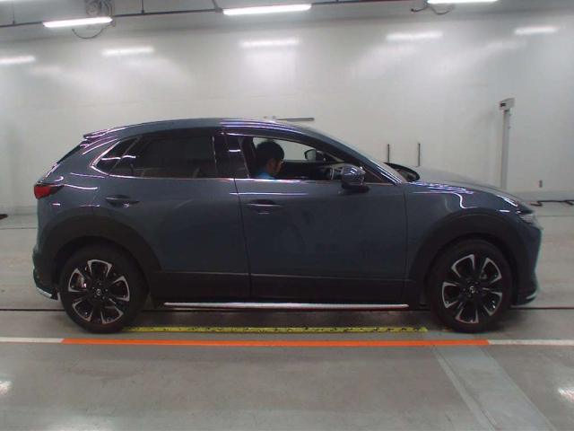 Import and buy MAZDA CX-30 2021 from Japan to Nairobi, Kenya