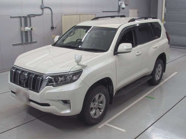 Import and buy TOYOTA LAND CRUISER PRADO 2017 from Japan to Nairobi, Kenya