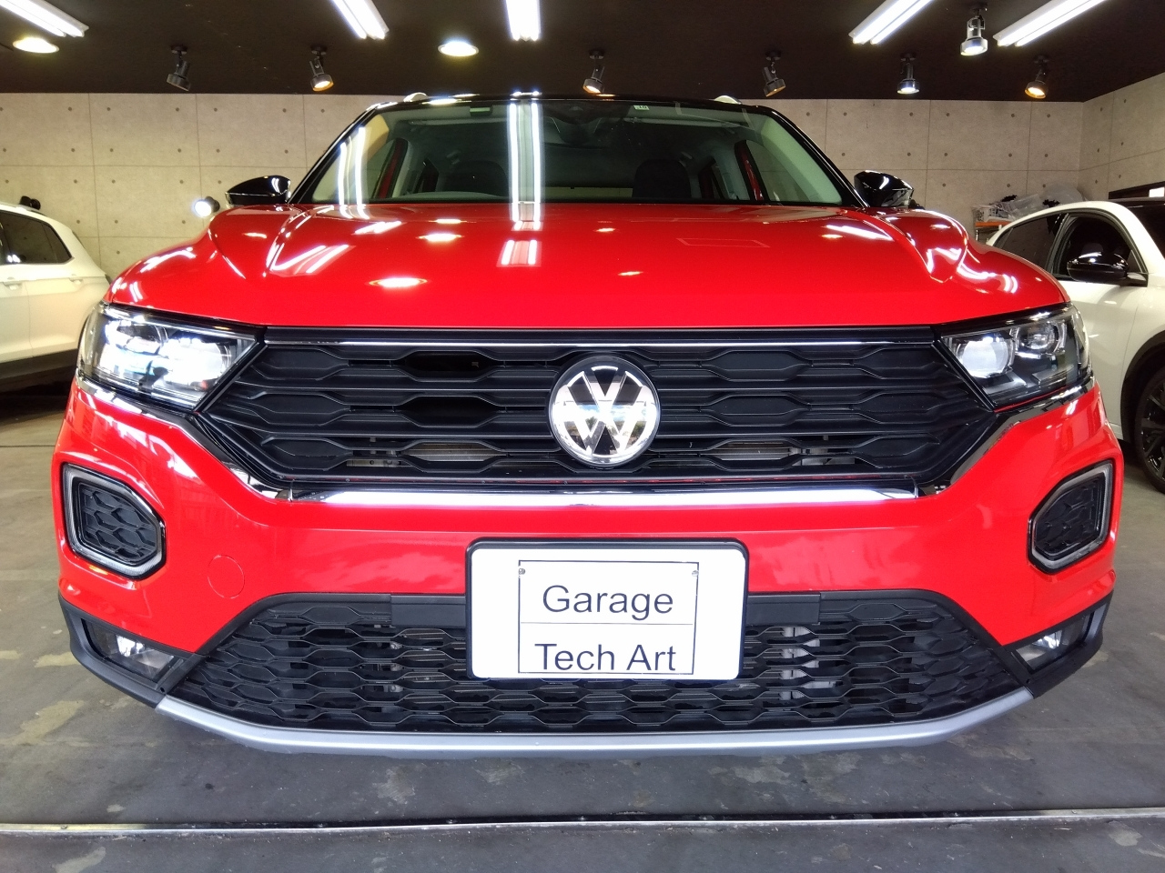 Import and buy VOLKSWAGEN T-ROC 2020 from Japan to Nairobi, Kenya