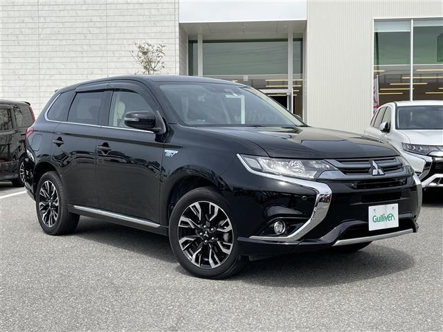 Import and buy MITSUBISHI OUTLANDER PHEV 2017 from Japan to Nairobi, Kenya