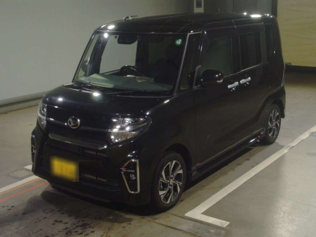 Import and buy DAIHATSU TANTO 2020 from Japan to Nairobi, Kenya