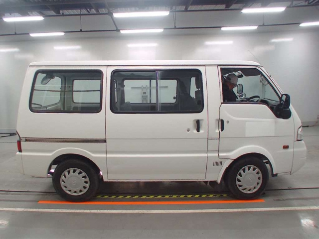 Import and buy MAZDA BONGO VAN 2019 from Japan to Nairobi, Kenya