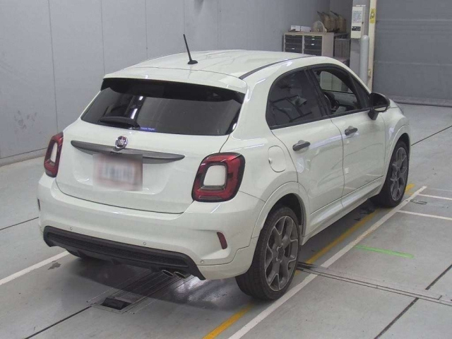 Import and buy FIAT 500X 2020 from Japan to Nairobi, Kenya