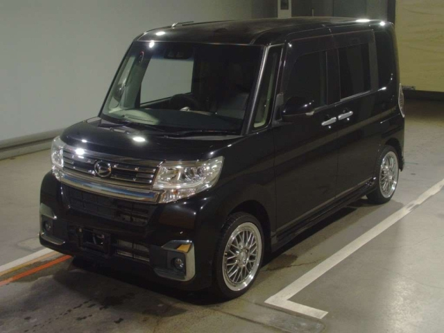 Import and buy DAIHATSU TANTO 2018 from Japan to Nairobi, Kenya