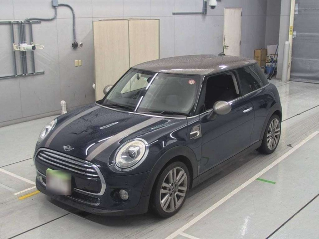 Import and buy BMW MINI 2017 from Japan to Nairobi, Kenya