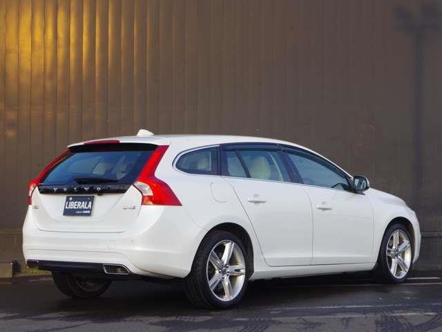 Import and buy VOLVO S60 2018 from Japan to Nairobi, Kenya